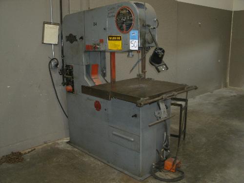 440-90387, (1990) 50-5200 SFPM Blade Speed, 30" x 30" Table, Doall Model DBW-15 Blade