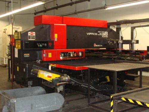 PUNCH, S/N 35820115; MAX SHEET SIZE 50" X 78.7"
W/ AUTO REPOSITIONING: 50" X 157.5", THICKNESS