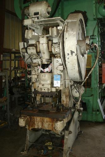 6" Stroke, 8.5" Shut Height, 6" Adj., Bed 32" x 21", with Minster Air Clutch and Brake