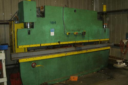 1, 16' Bed, 122" Between Housings, 20 Amp, 60 Hertz
