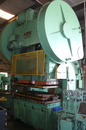 , 8" Stroke, 26" Shut Height, 30 SPM, 6" Adj., Bed 72" L-R x 30" F-B.