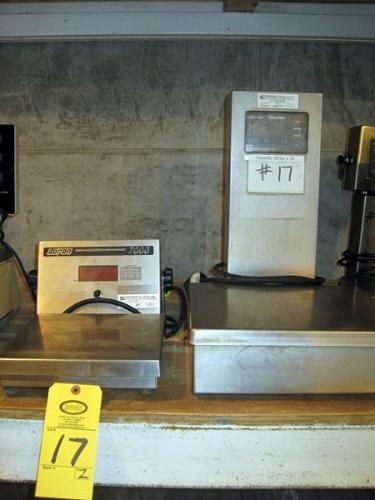 & NCI 3250 Digital Scale 30 X .01 cap., lights up  Click for Photo