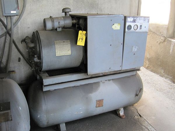 PM, 25 h.p. continuous duty Uniclosed motor, w.p. 200 LBS @ max. 650º F, Rigging Quote by TSR: $