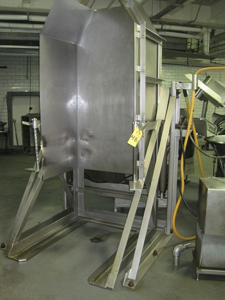er. #4506, 43" W X 51" L carriage, s.s. dump chute, 66" pivot point, Rigging Quote by TSR: $500.00