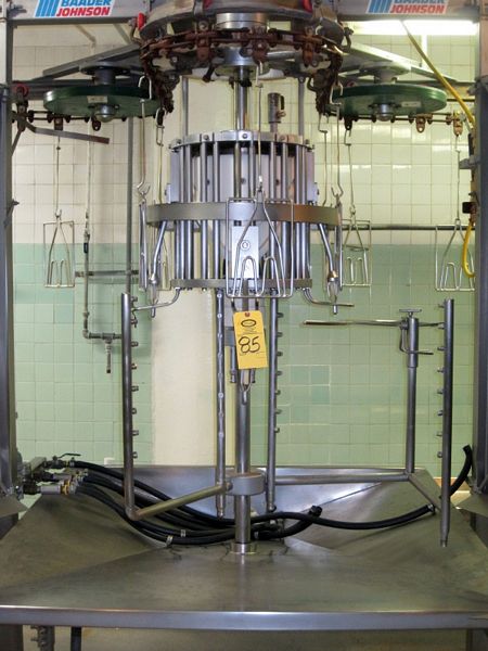 Bird Washer, Ser. #203, mfg. 1/01, set up for 4 heads, capable of 12 heads, in s.s. cabinet
