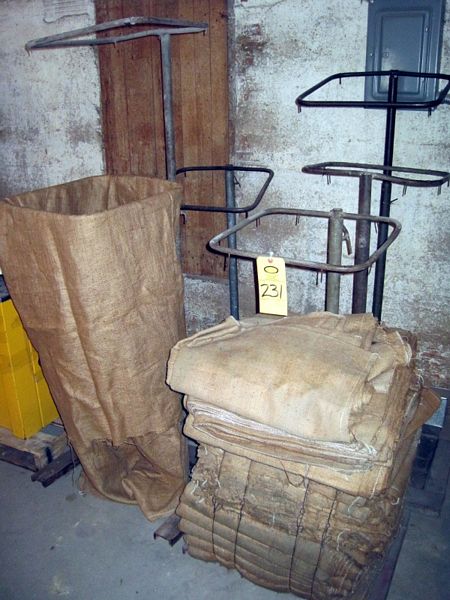 ht & Burlap Bags