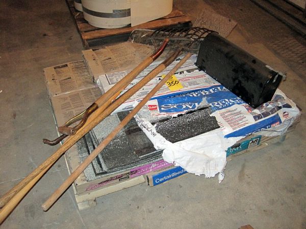 (2) Shovels, Ice Breakers & Mail Box