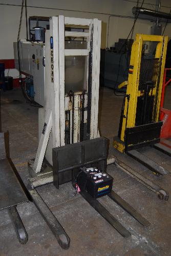 . 20609; 90" Lift Height