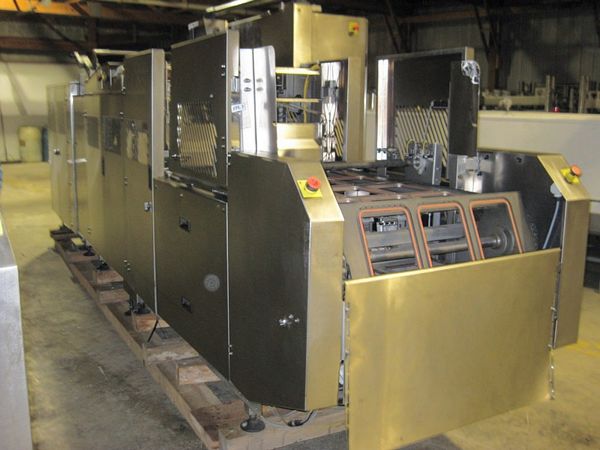 10” tray, MAP tray sealer w/reciprocating conveyor feed, tray elevator, shuttle conveyor, single