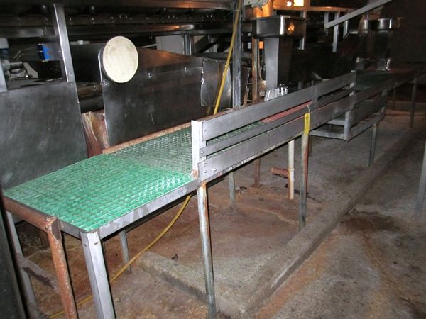 ' L X 4' T, (2) S.S. Sinks w/foot pedal activation, Soap Dispenser & Hand Towel Dispenser