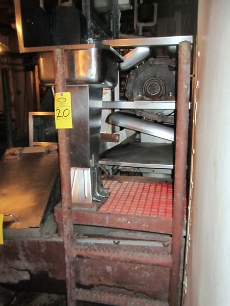 mgrate top, S.S. Sink w/foot pedal activation, Soap Dispenser & Hand Towel Dispenser