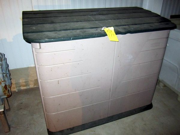 8" W X 40" T