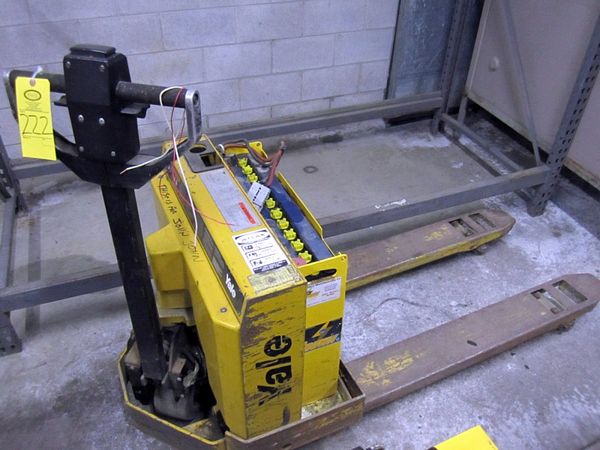 ck, Ser. #N554824, 4000 Lb cap., 24 volt