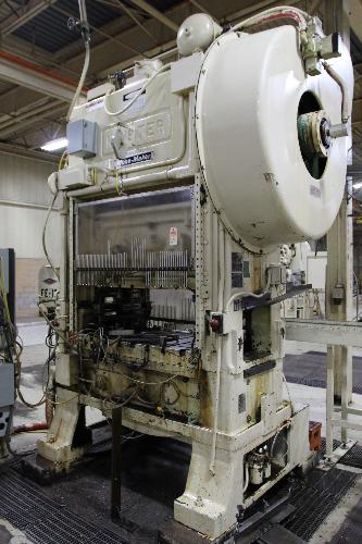 /N. P2-100-23260 (1977); 2" Stroke; 0-300 SPM; 4" Adjustment; 21" Shut Height; 31' x 48" Bolster;