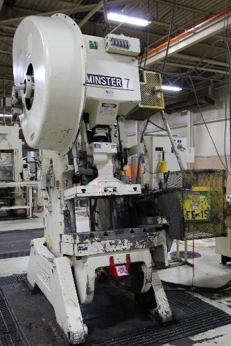 S-25160; (1986); 4" Stroke; 110-220 SPM; 3.75" Adjustment; 21" Shut Height; 24" x 36" Bolster; 17" x