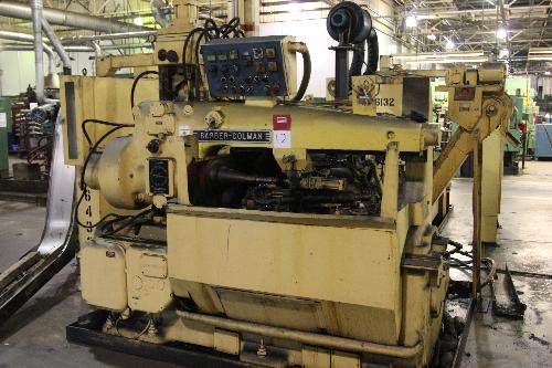 ar Hobber, S/N. 1472; 14" Maximum Work Diameter; 5.5" Maximum Hob Diameter; 30" Maximum Hob Slide
