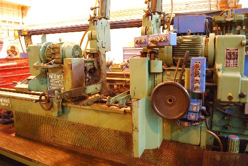 24-884; w/ box of spare tooling;Rigging for this lot will be contracted by All Enterprises, Inc. The