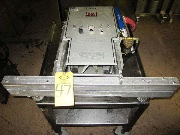 W seal bars, 20" W twin vacuum snorkels, s.s. & aluminum construction, gas flush capabilities [