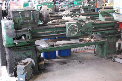 14.5"-(4) Jaw Chuck; Tailstock; All items to be removed from auction must be removed by the