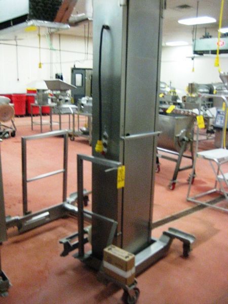 5218, max dump height 8'