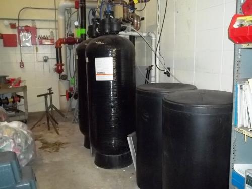 em, (2) Brine Tanks, (2) Pressure Tanks, 24 hr. system