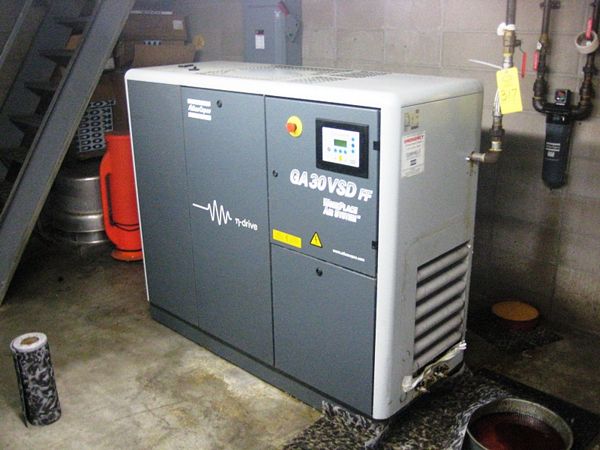 or, 40 h.p., Ser. #AP1421110, Mfg. 2005 / Installed 2006, 19,242 motor running hours, HP- 40, This