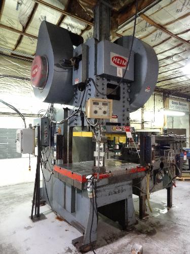 ); 200 Ton; 36" x 54" Bed; 40 SPM; 8" Stroke; 14" Shut Height;