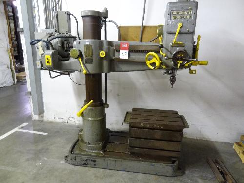 736; 9" Column; 36" Arm; 60-800 RPM; Box Table