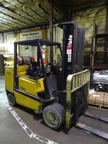 D581259; 136" Lift Height; Hard Tire; LP Gas; Single Mast; 60" Forks; 6,500 Hours