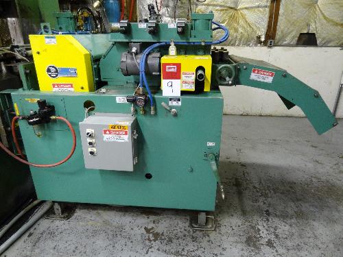 . 42825.1; 24" Wide; 3 Over 4 Roll Straightener