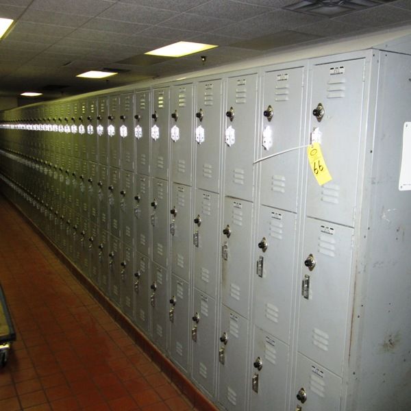 l Lockers on one side, other side has (54) Large Lockers (84) Small Lockers, all master