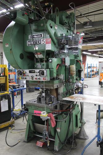 101-20822; 28" x 18" Bed; 90-180 SPM; 3" Stroke; 2.5" Adj. 15.75" Shut Height; Air Clutch