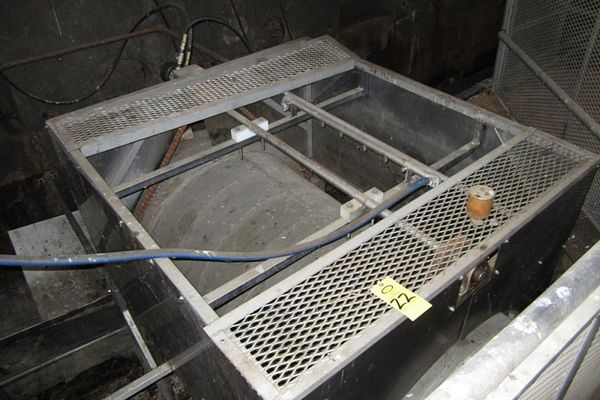 in, hydraulic drive