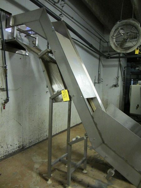 lls w/incline 18" W X 15' L no belt, 88" discharge height, hydraulic drive