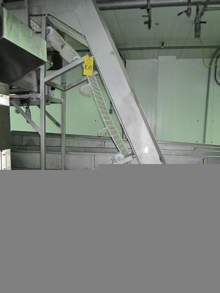 intralox belt, 3" H flights, spaced 14 1/2" apart, hydraulic drive, 102" discharge height w/
