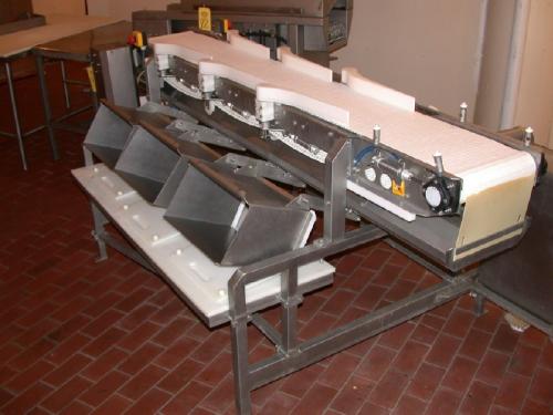 rading Line, w/M series digital scale head, Ser. #A007833, mfg. 2001, can adjust up to 6 weight