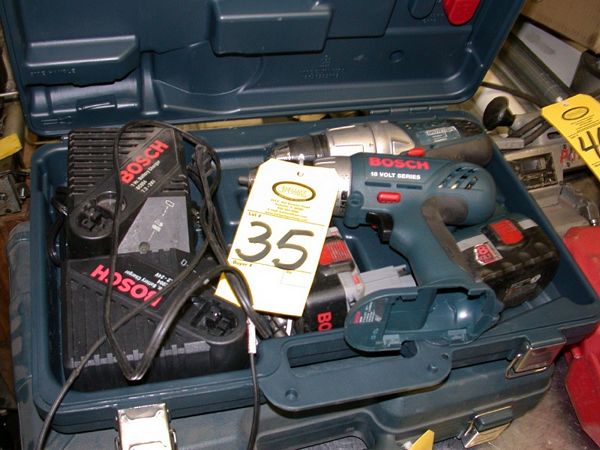 18 Volt Hammer Drill