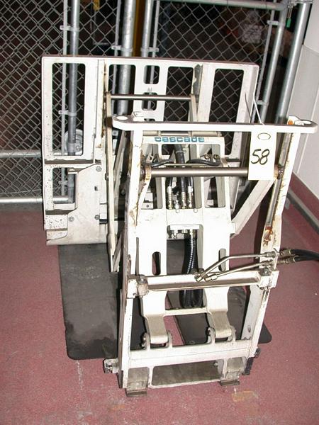 lift, Ser. #423351-01, 3500 LB capacity, 24'' load center