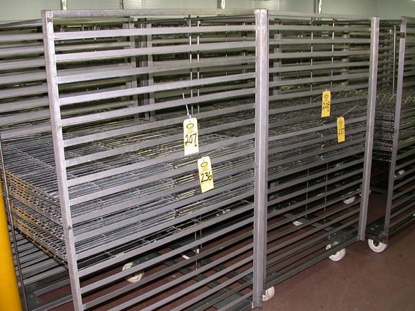 ' L, 21 shelves, 3'' between shelf