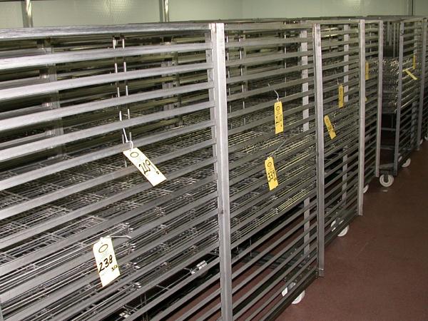 ' L, 21 shelves, 3'' between shelf