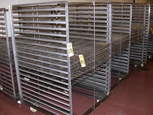 ' L, 21 shelves, 3'' between shelf