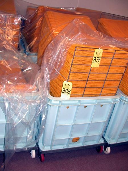 undle, container not included