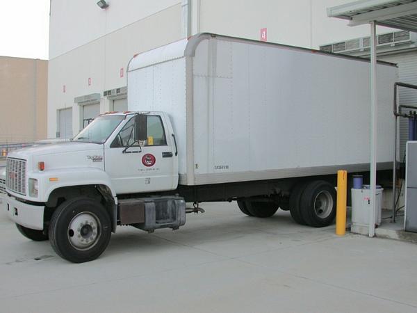 ruck, 20' box, 63,044 miles