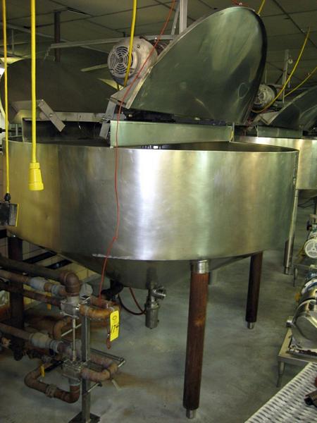tle, Ser. #8108-P, all s.s., 500 gallon cap., scrape surface agitation, 86" dial. cone bottom 44"
