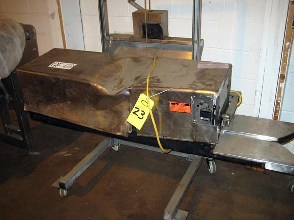 #1350VR, 115 volt, 1/4 h.p., on s.s. frame w/wheels