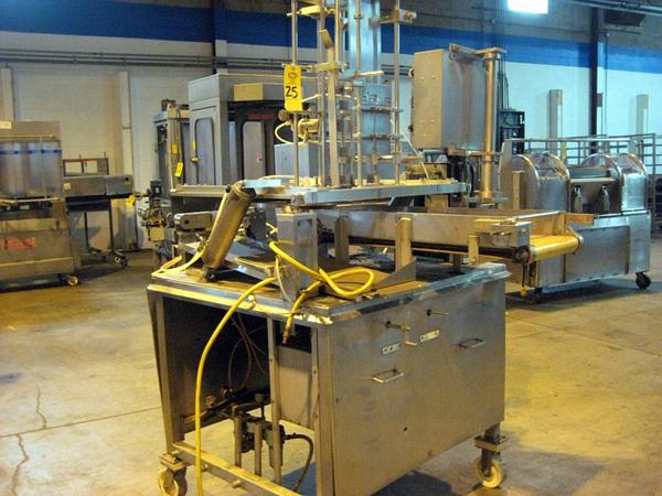 n wheels, incomplete-parts missing, out feed conveyor drive missing, door missing & no blade