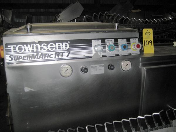 , w/loop conveyor & extra linking heads, 5 h.p., 220 volt, 3 phase, 14.4 amp