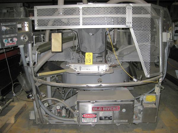 4 chambers, 14" seal bar, 460 volt, 3 phase, 10 amps