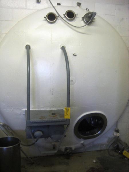 d Tank w/front agitation & Lumaco valve, painted exterior, 8'6" diam. X 16'6" L (Some interior