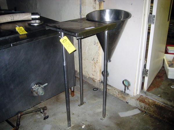 . x 26" deep, 2" clamp outlet w/s.s. side table